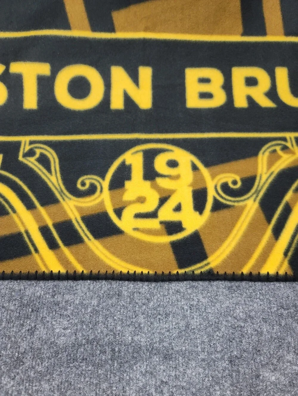 Boston Bruins 2019 NHL Throw Blanket 51x40